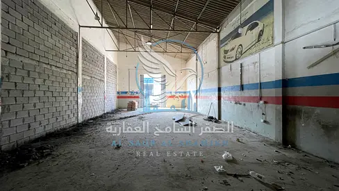 مستودع بموقع مميز جدا | شارع عام | 3فاز | نظام دفاع مدني | مساحه 3000 قدم | تصميم عصري | مناسب لاي نشاط | تسهيلات دفعات | سهوله دخول وخروج الشاحنات |