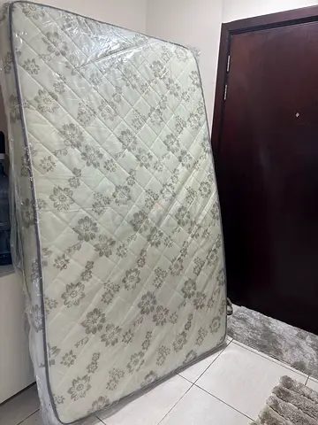 Brand New Double Mattress - 200x180x16 (wrapped in plastic) - good condition