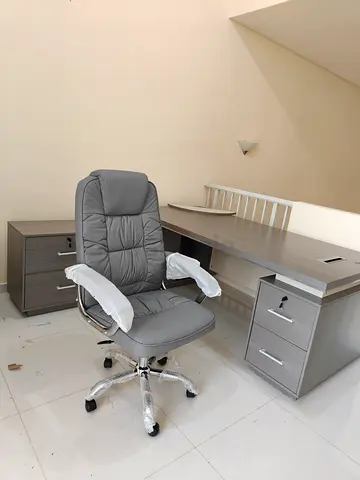 Grey Executive Boss Office Chair