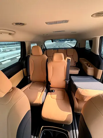 2024 KIA CARNIVAL photo 10