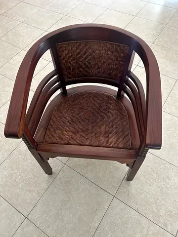 Armchair. Solid oak. Chocolate brown.