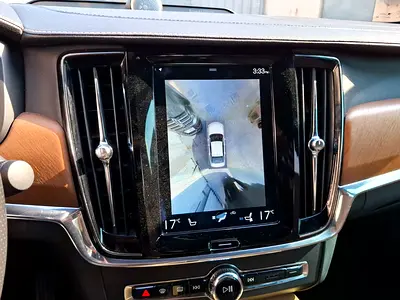 2018 Volvo S90 — миниатюра 15