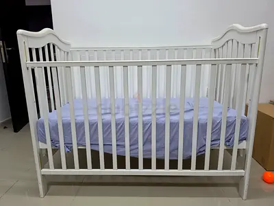 White Wooden Baby Crib with mattress