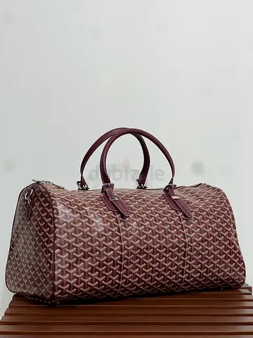 Outdoor travel bag