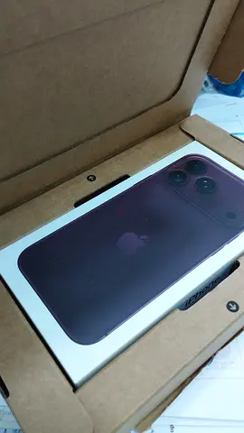 Iphone 18 pro max 256gb Burgundy TRA UAE approved for sale Aed 5899 sealed pack