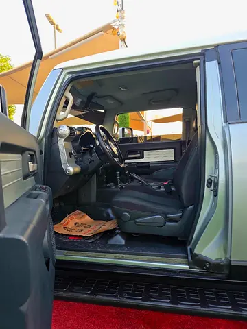 صورة مصغرة 13 لـ 2009 Toyota FJ CRUISER