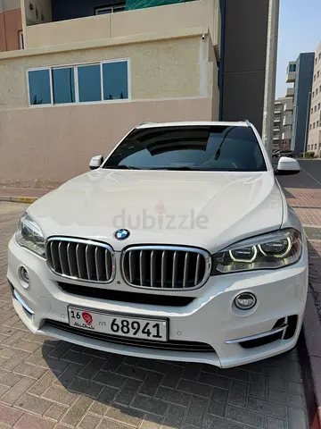 2016 BMW X5 xDrive50i Luxury Line GCC Specs