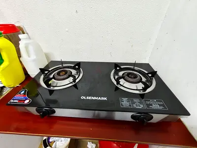 Olsenmark 2-Burner Glass Top Gas Stove - Good Working Condition