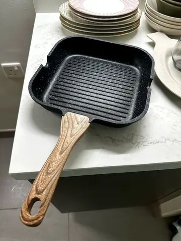 Non-Stick Square Grill Pan – Granite Coating – Excellent Condition