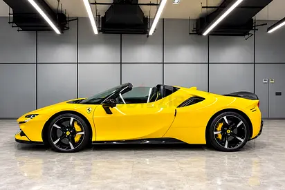 2023 Ferrari SF90 Spider GCC Specs