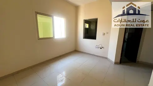 🏠 شقة سنوية للإيجار – البوطينة 📍 الموقع: البوطينة 🛏️ التكوين: غرفة نوم + صالة + حمام + مطبخ 💰 الإيجار: 25,000 درهم نهائي 💳 الدفعات: 4 أو 6 دفعات