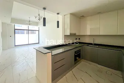 Middle Unit | Brand New | Unfurnished