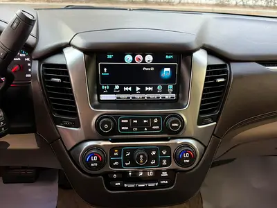 2016 Chevrolet SUBURBAN — фото 7