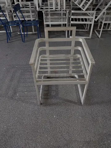 Resturant or villa metal chairs w cushioms. Verry comfy and perfect for outdoor