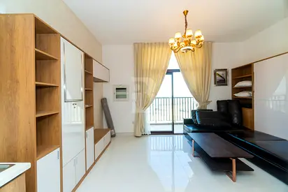 SPLENDID STUDIO | NEAR METRO | FURNISHED