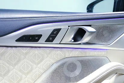 صورة مصغرة 13 لـ 2020 BMW M8