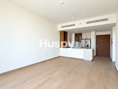 Corner Unit | Brand New | Community View