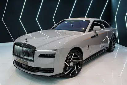 2026 Spectre Black Badge, Bespoke Audio, Illuminated Fascia, Starlight, Dealer Warr + Serv!!