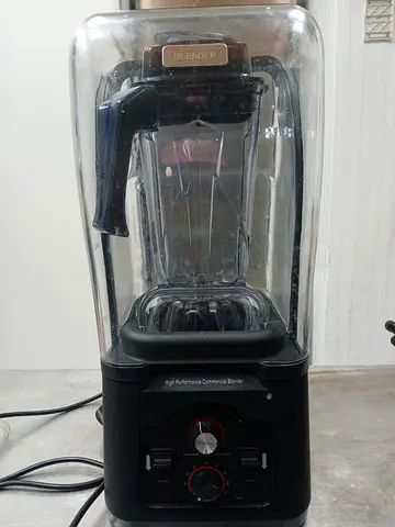 Commercial soundproof blender