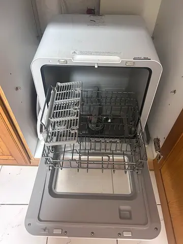 Comfee Countertop Dishwasher – Compact & Fully Functional