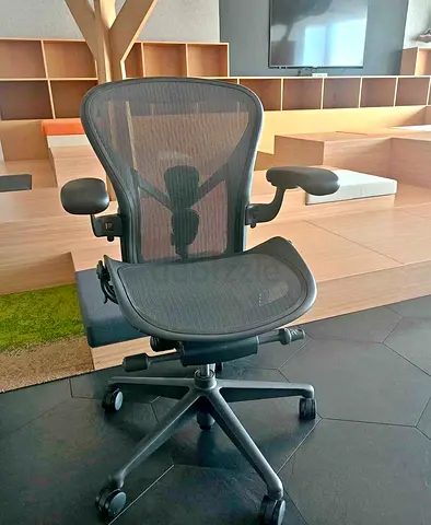 Herman Miller remastered fully loaded Ergonomic Mesh Office Chair (Black) - Good Condition