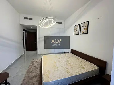 High Floor | Full furnished | Close to Exit