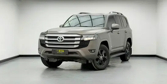2022 Toyota Land Cruiser Black Edition, July/2027 Toyota Warranty, Full Toyota Service History, GCC