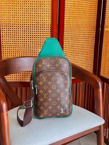 Louis Vuitton bag