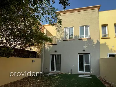 Immaculate condition | Springs 1 | Vacant