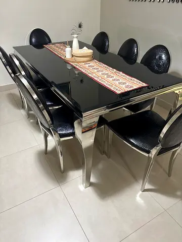 Dining Table for Sale!
