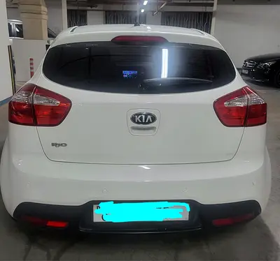 2014 KIA RIO 照片 9