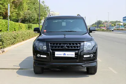 Mitsubishi Pajero 2020 Signature Edition GCC Specs
