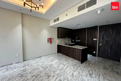 Negotiable | Minutes Away From School & Metro