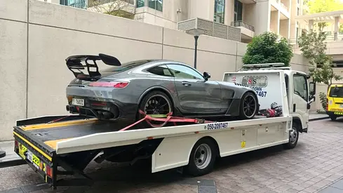 24/7 Car Recovery & Towing Service in Dubai | Ahmed Car Recovery
