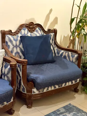 Vintage carved wooden armchair with blue upholstery - set item 3 pc