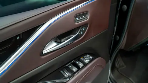 صورة مصغرة 13 لـ 2023 Cadillac ESCALADE