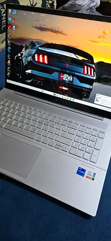 Light Silver LG Gram 17-inch Laptop - Intel Core i7, 16GB RAM