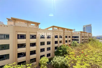VOT | Vastu | Garden Facing | Ample Natural Light