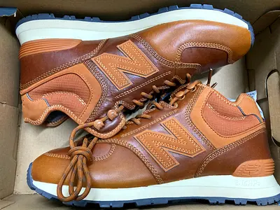 New Balance Mid
