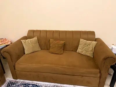 URGENT SALE !!! Three-seater brown velvet sofa in good condition