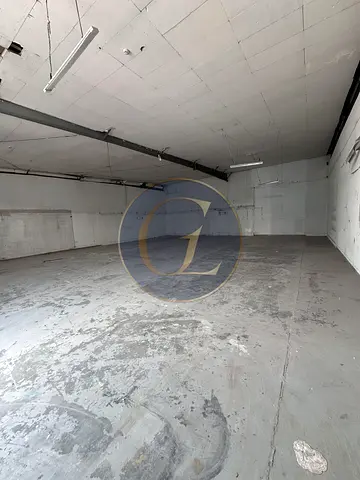 Warehouse for Rent in Al Quoz | 2,850 sqft