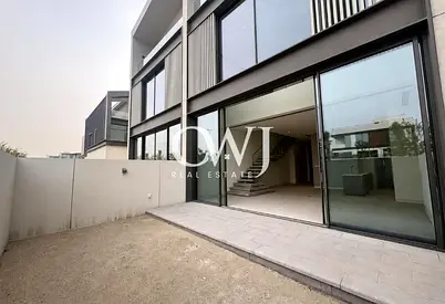 G+2 | Close to Amenities | Middle Unit