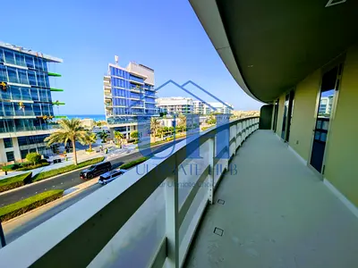 Spacious 2BR + Maid | 2 Masters| Balcony | Mamsha View