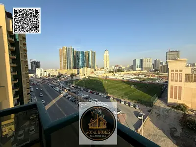 عرض مميز وسعر لا يُنافس (فرصة استثنائية): شقة مكونة من غرفة نوم واحدة (1BHK) للبيع في موقع متميز بأبراج الراشدية، تتمتع بإطلالة كاملة ومباشرة على الاس