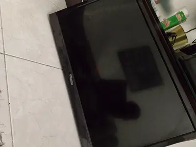 Super general 32" non smart LED tv- fully working