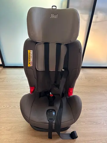 Jikel convertible child car seat with isofix - very good condition