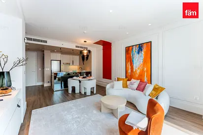 Upgraded Fully Furnished | Vacant | Great Location
