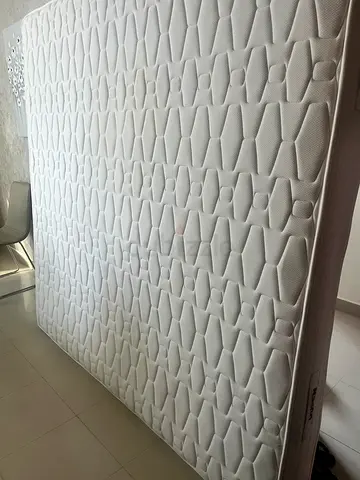 Extra king size mattress 200*200