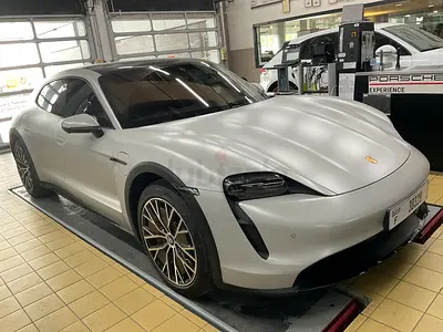 Porsche Taycan 4 Cross Turismo 2021 Euro Specs