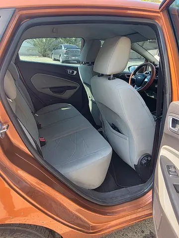 2015 FORD FIESTA — фото 1